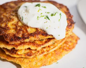 Jeden Donnerstag ist Reibekuchen-Tag auf dem Krewelshof Lohmar.